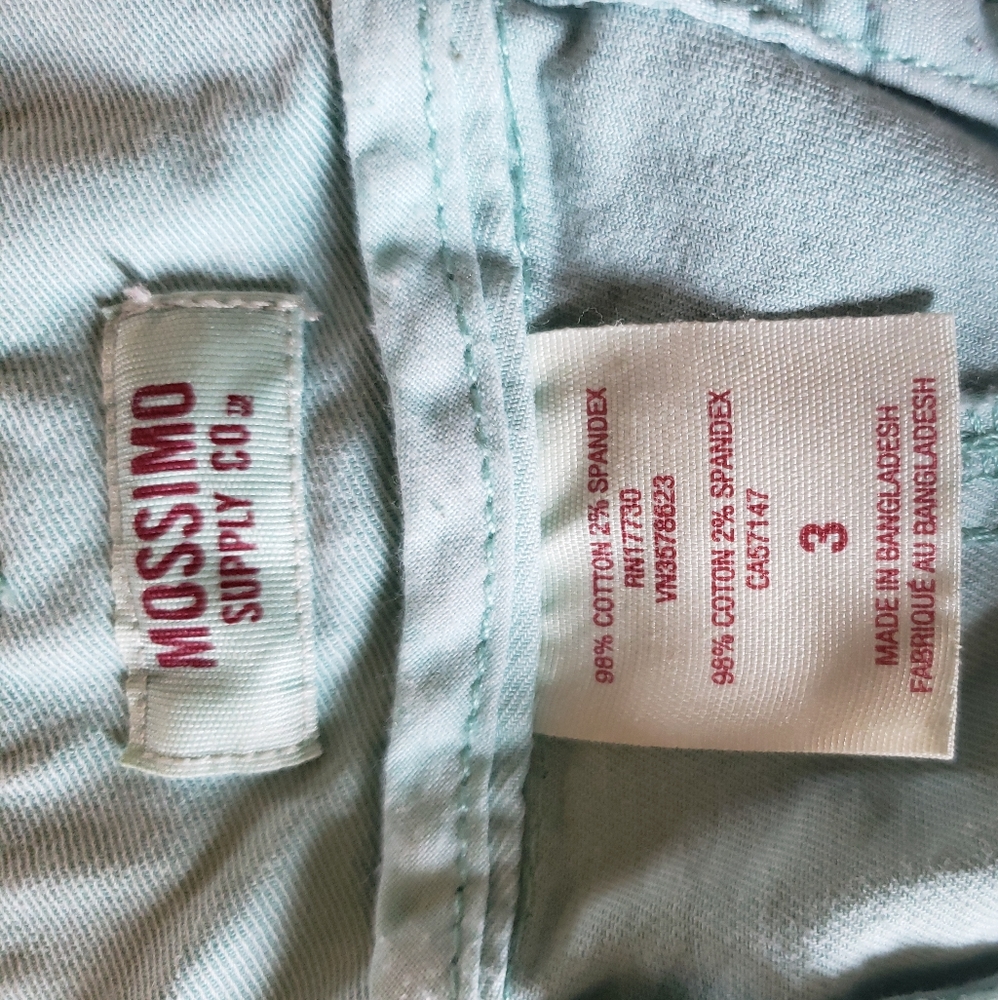 Mossimo Shorts - Picture 3 of 3